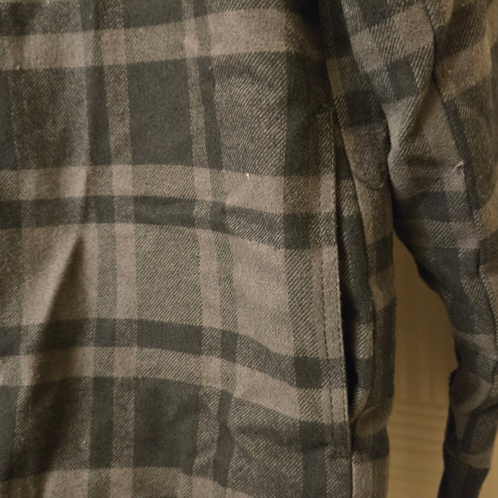 Levi Strauss Mens Sherpa Lined Plaid Hooded Shirt Jacket Charcoal Black NEW - Picture 2 of 8